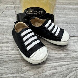 Like New Old Soles Eazy Tread B/W Sneakers 9-12 Months / 4 US / 20 EU